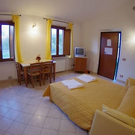 Oasi Del Grillo Apart otel Castelnuovo Berardenga Dış mekan fotoğraf
